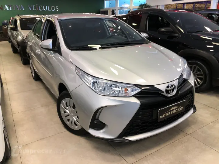 Yaris 1.5 16V Flex Sedan Xl Multidrive