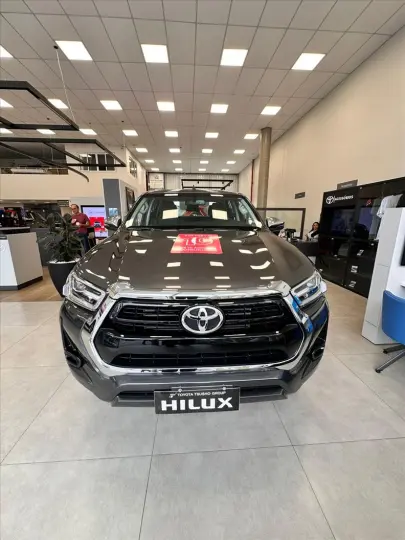 HILUX 2.8 D-4d Turbo CD SRV 4X4