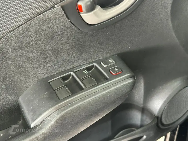 Fit 1.4 Lx 16V Flex 4P Automático