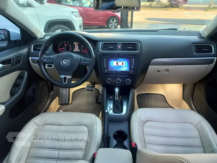 JETTA 2.0 TSI Highline 211cv