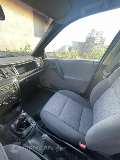 VECTRA 2.2 MPFI GL 8V