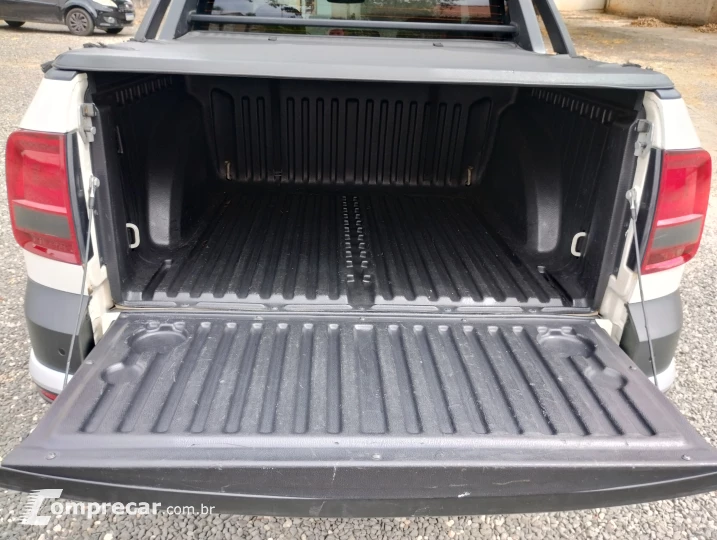 SAVEIRO 1.6 Cross CD 16V