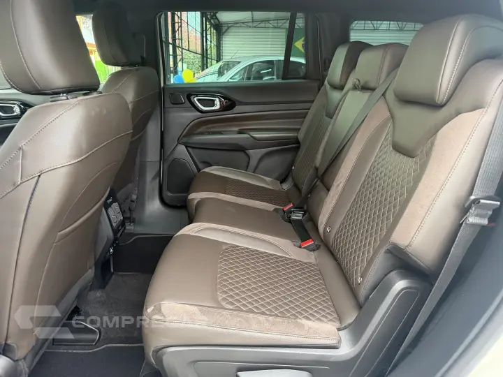 COMMANDER 1.3 T270 TURBO FLEX OVERLAND AT6