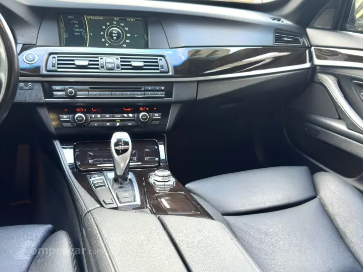 550i 4.4 SEDAN V8 32V GASOLINA 4P AUTOMÁTICO