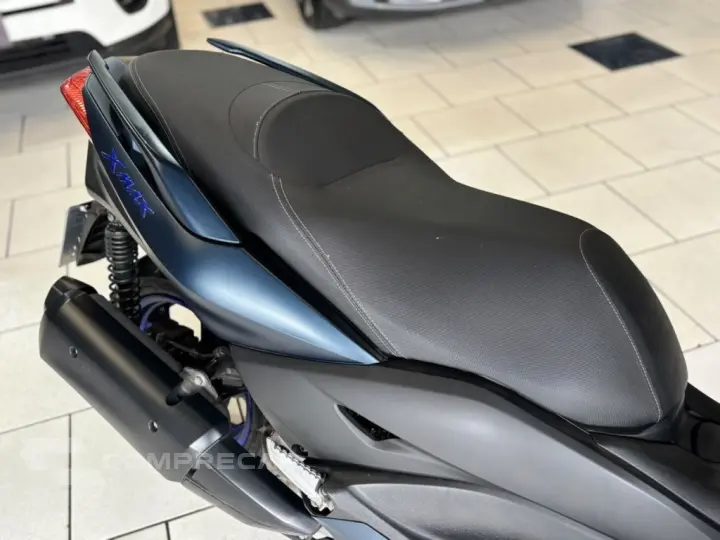 XMAX 250 ABS