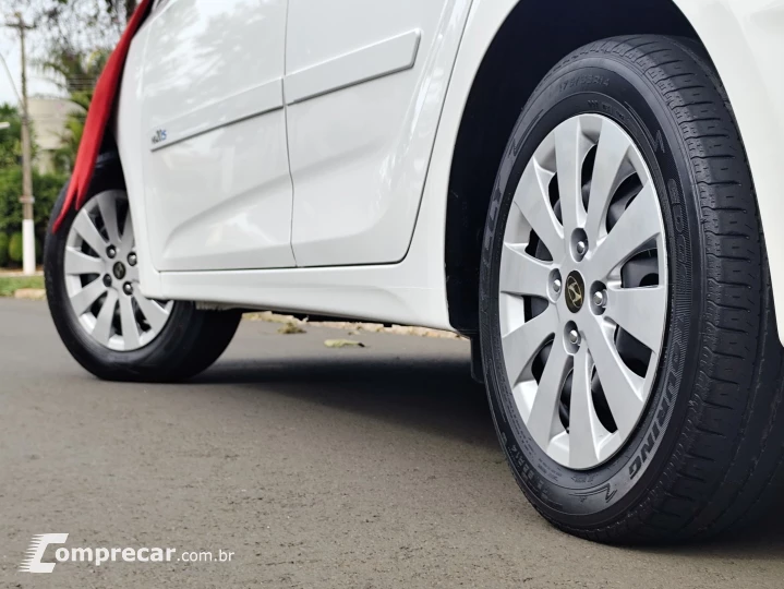 HB20 1.6 COMFORT PLUS 16V FLEX 4P AUTOMÁTICO