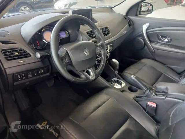 FLUENCE - 2.0 DYNAMIQUE PLUS 16V 4P AUTOMÁTICO