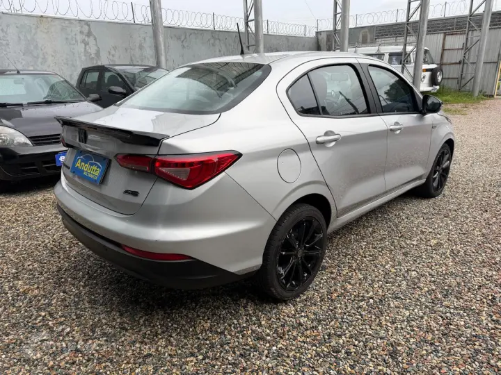 Cronos 1.8 4P FLEX HGT AUTOMÁTICO