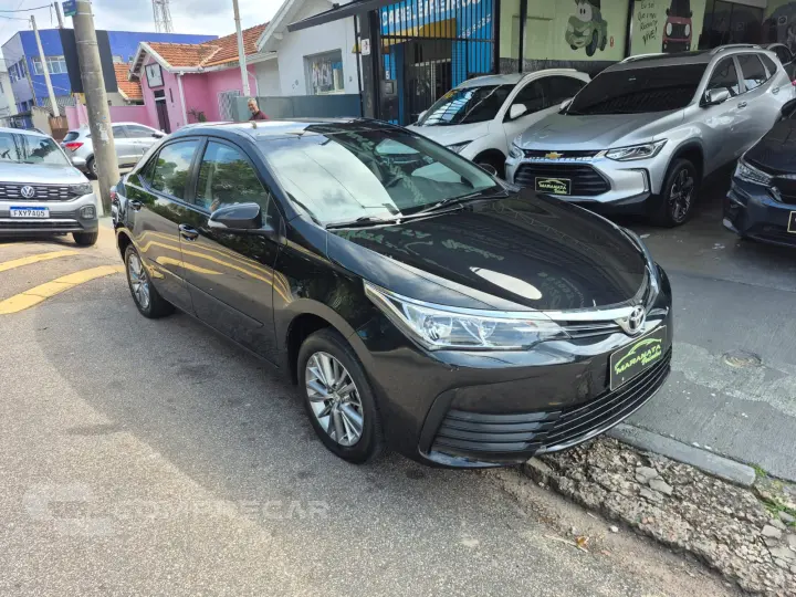 COROLLA GLI UPPER 1.8 AUTOMÁTICO