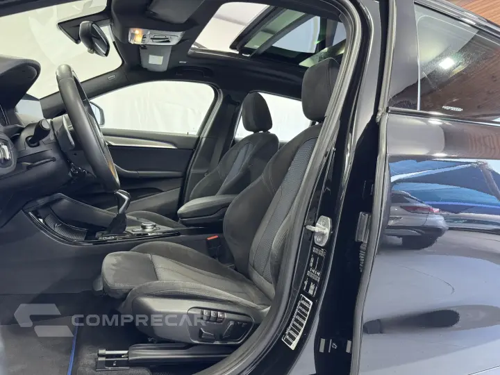 X2 2.0 16V Turbo Sdrive20i M Sport X Steptronic