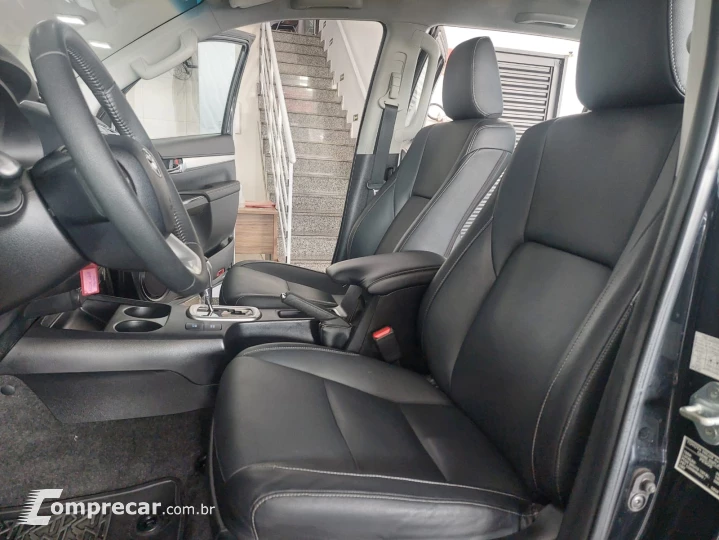 HILUX 2.8 D-4d Turbo CD SRV 4X4