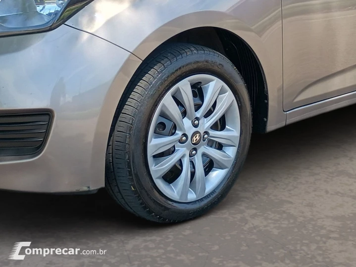 HB20S 1.6 COMFORT PLUS 16V FLEX 4P MANUAL