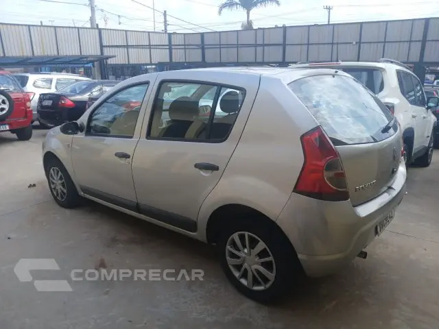 SANDERO - 1.6 EXPRESSION 8V 4P MANUAL