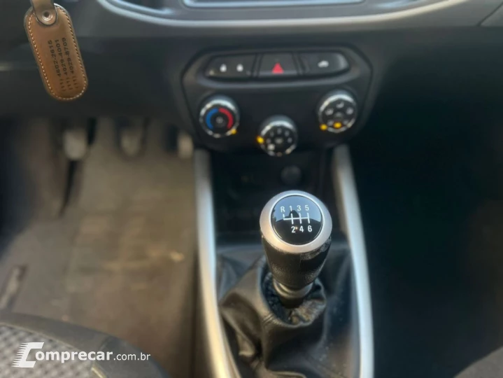 Onix Hatch 1.4 4P FLEX LT