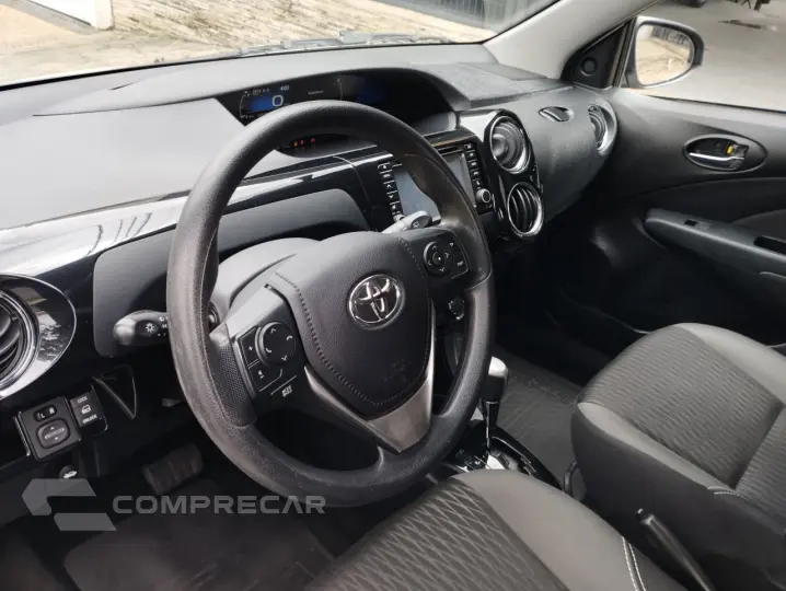 Etios Hatch 1.5 16V 4P FLEX READY AUTOMÁTICO