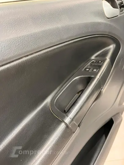 Saveiro CROSS 1.6 Mi Total Flex 8V CE