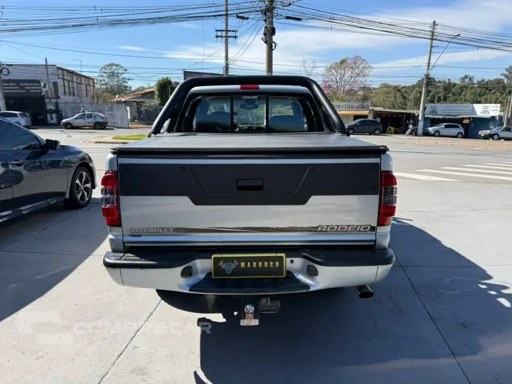 S10 2.4 MPFI Rodeio 4X2 CD 8V