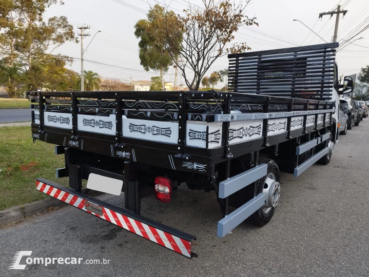 Delivery Express+ 2.8 Diesel + Carroceria