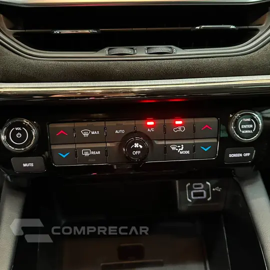 Commander Limited T270 1.3 TB Flex Aut.
