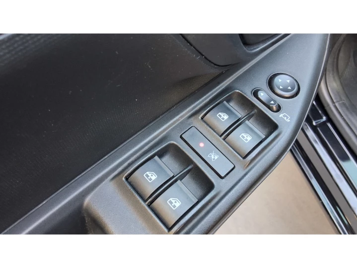 STRADA 1.3 FIREFLY FLEX FREEDOM CD MANUAL