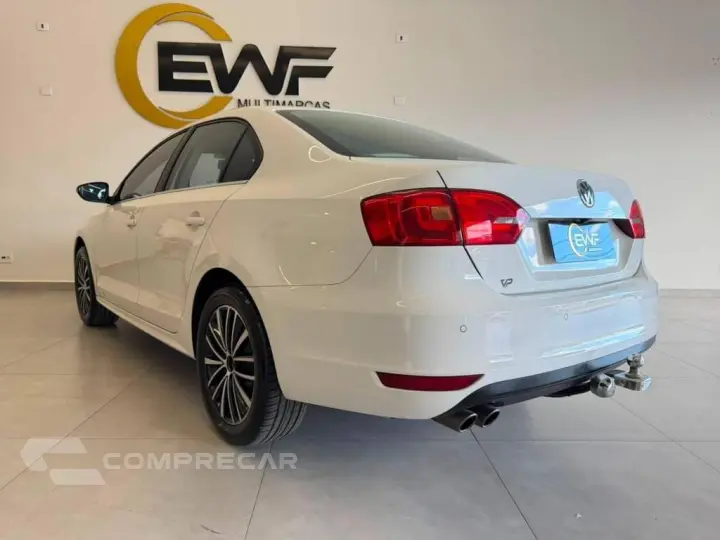 VOLKSWAGEN JETTA 2.0 TSI HIGHLINE DSG