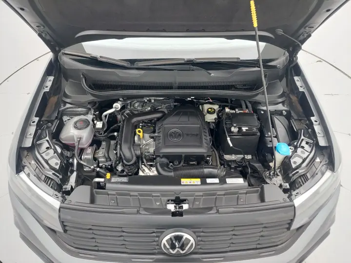 T-CROSS 1.0 200 TSI TOTAL FLEX AUTOMÁTICO