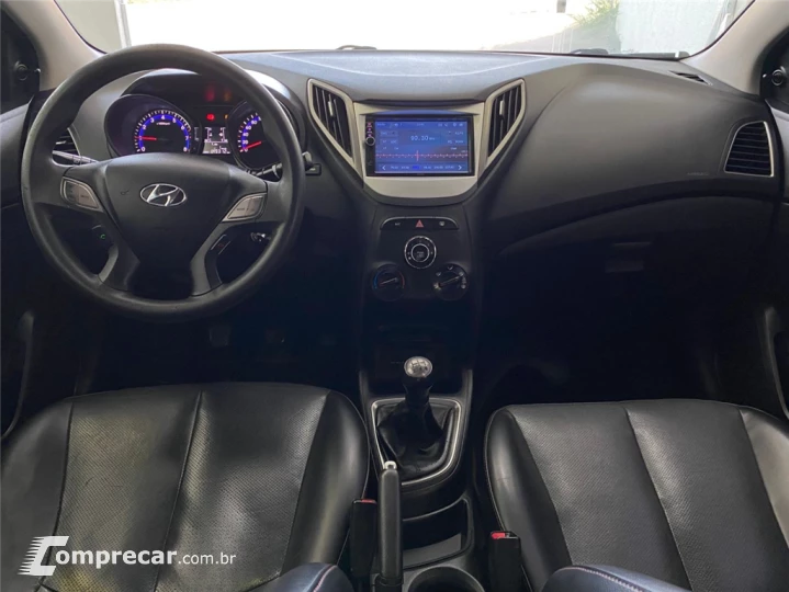 HB20S 1.0 COMFORT PLUS 12V FLEX 4P MANUAL