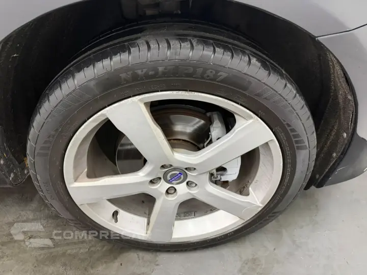 XC 60 T-5 R-DESIGN 2.0 FWD 5p