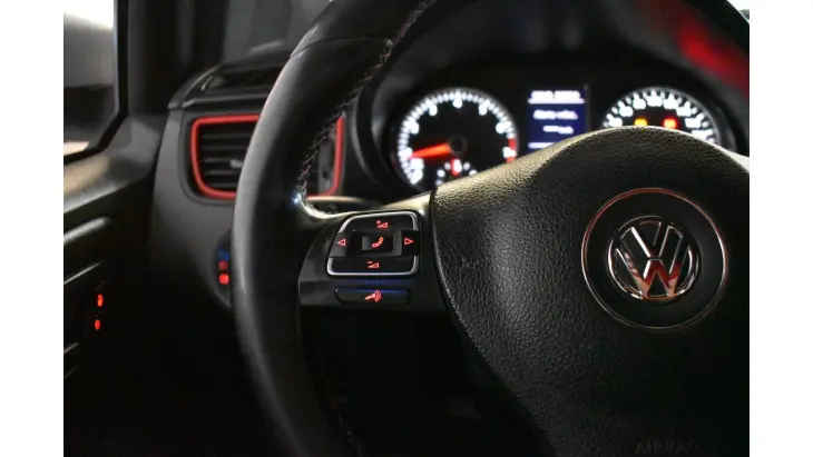 FOX - 1.6 MI ROCK IN RIO 8V 4P MANUAL