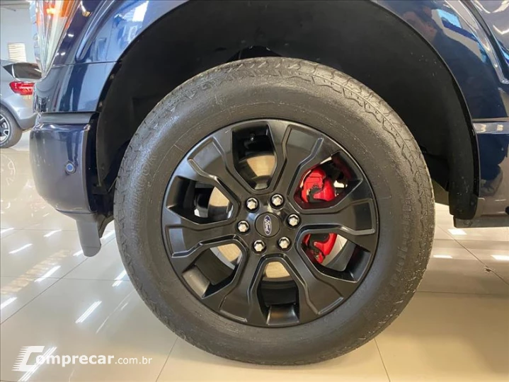 F-150 5.0 V8 CD Lariat FX4