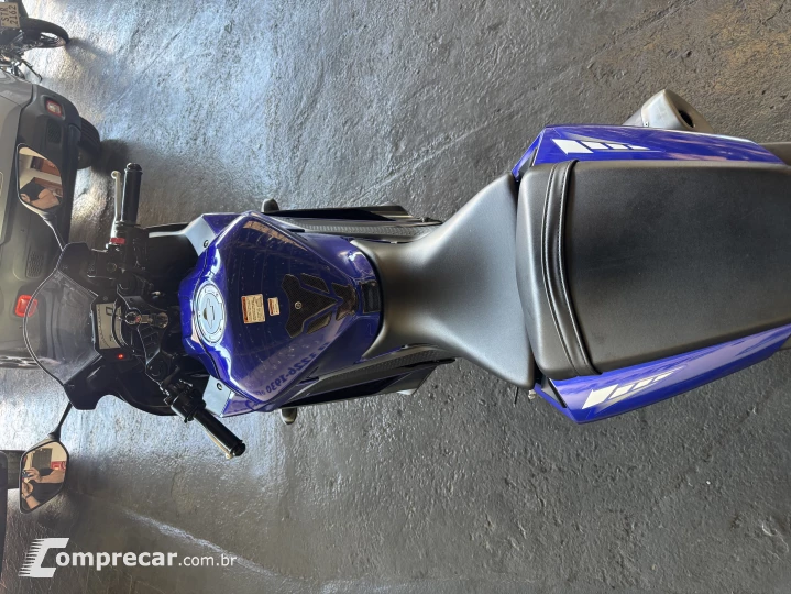 YZF R-3