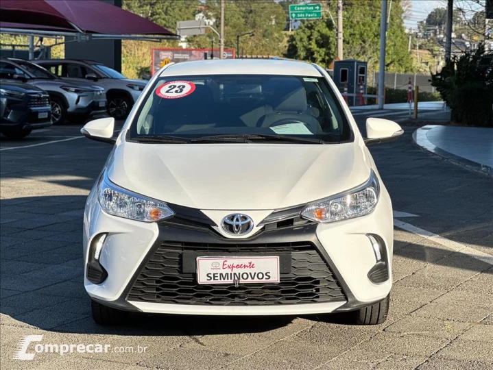 YARIS 1.5 16V FLEX SEDAN XL LIVE MULTIDRIVE