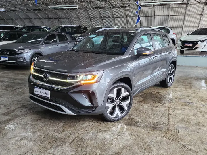 TAOS 1.4 250 TSI TOTAL FLEX HIGHLINE AUTOMÁTICO