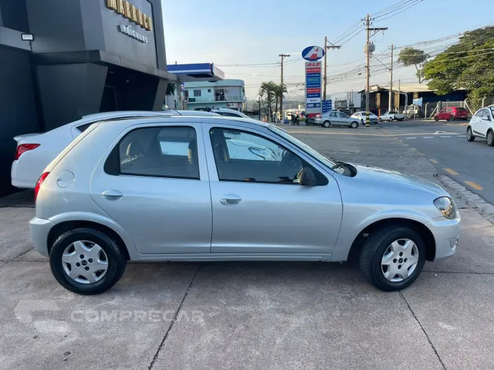 CELTA 1.0 MPFI Life 8V