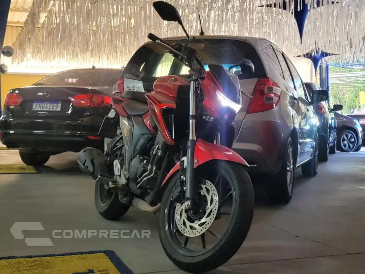 FZ25 250 FAZER CONNECTED