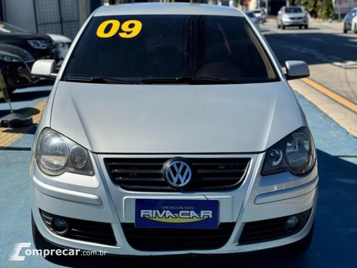 POLO SEDAN 1.6 MI COMFORTLINE 8V FLEX 4P MANUAL