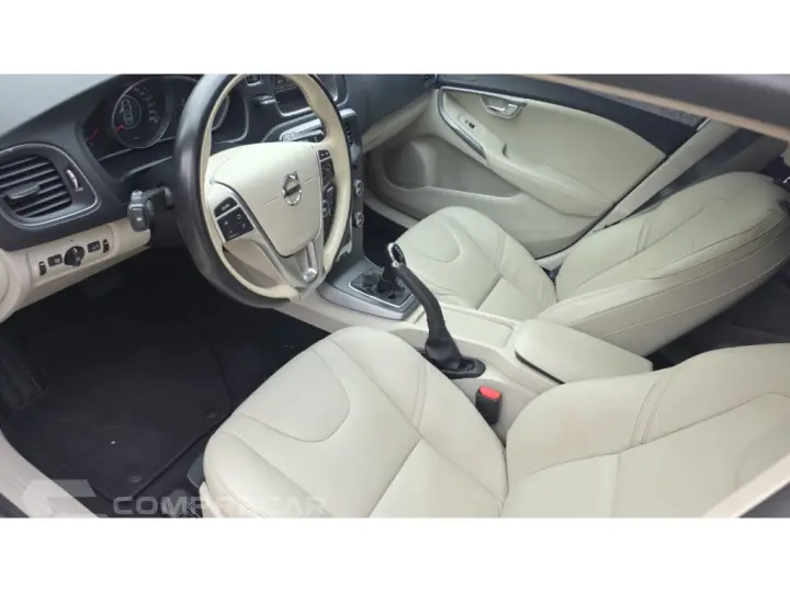 V40 2.0 T4 KINETIC GASOLINA 4P AUTOMÁTICO