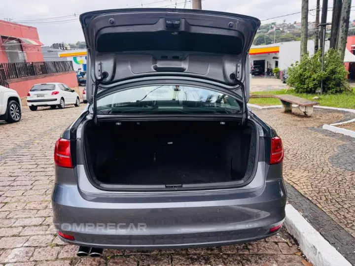 JETTA Highline 2.0 TSI 16V 4p Tiptronic