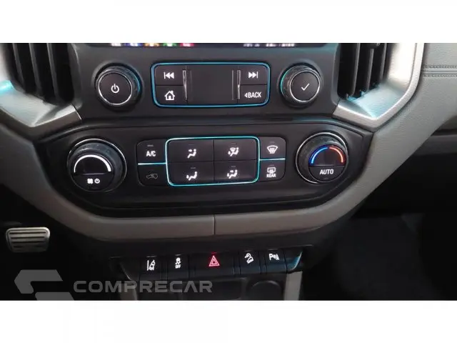 S10 - 2.8 16V TURBO HIGH COUNTRY CD 4X4 AUTOMÁTICO