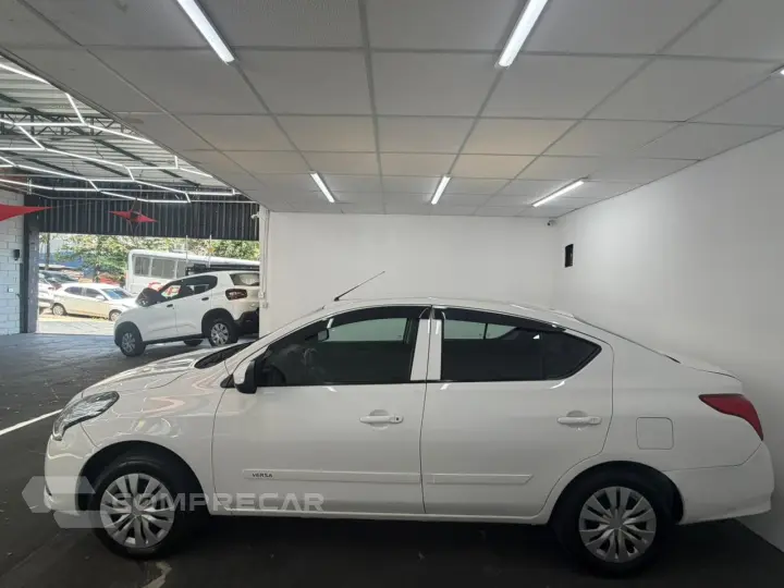 VERSA 1.0 12V FlexStart 4p Mec.