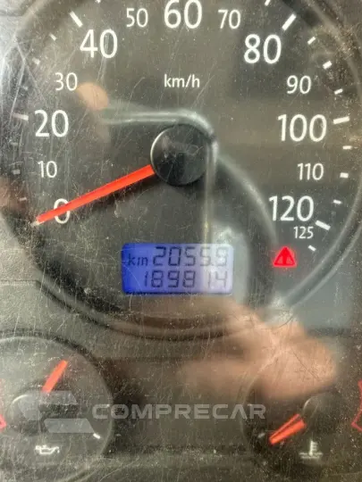 24-250 CONSTELATTION 6x2 TETO BAIXO
