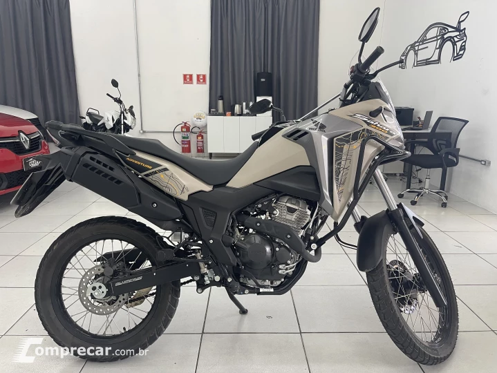 XRE 300 SAHARA ADVENTURE
