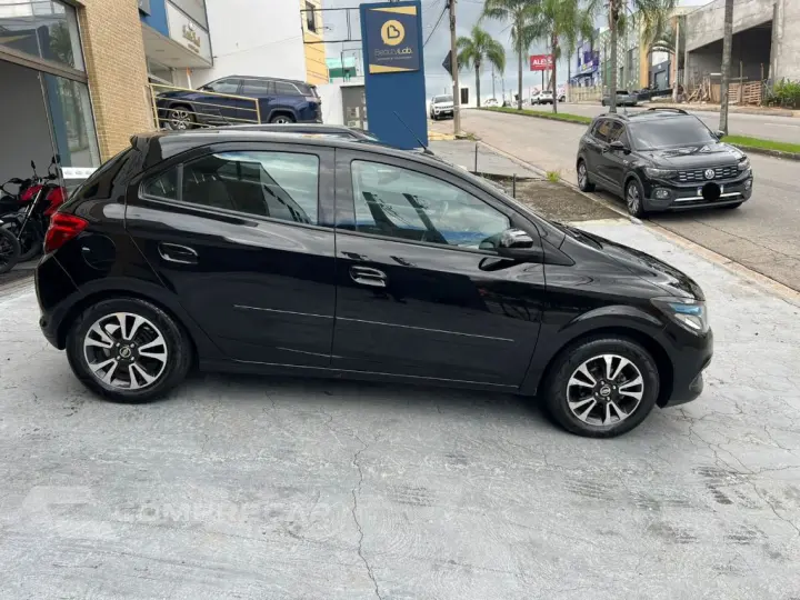 ONIX HATCH LTZ 1.4 8V FlexPower 5p Mec.