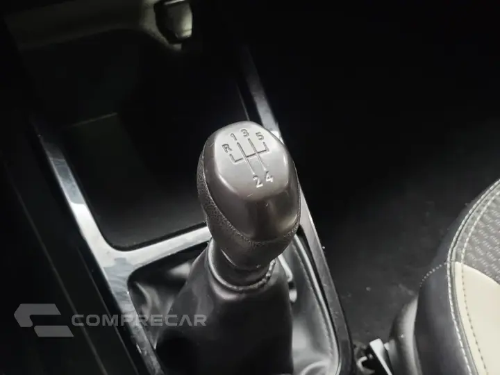 Kwid KWID Intense 1.0 Flex 12V 5p Mec.