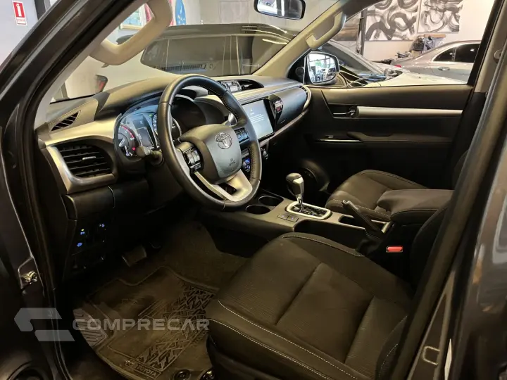 Hilux Caminhonete 2.8 16V 4P SR 4X4 DIESEL CABINE DUPLA AUTO