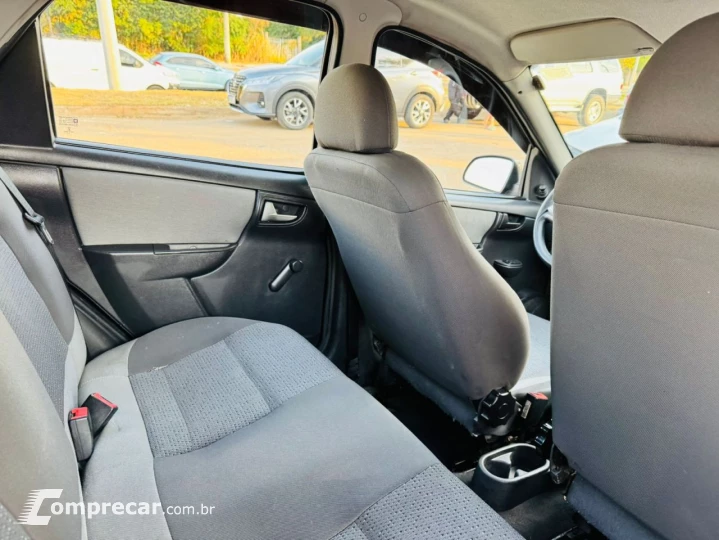 CELTA 1.0 MPFI LT 8V
