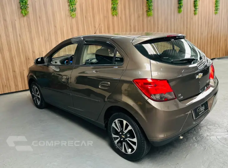 ONIX 1.4 MPFI LTZ 8V