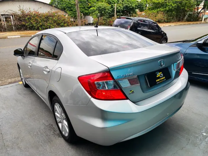 Civic Sedan LXS 1.8/1.8 Flex 16V Aut. 4p