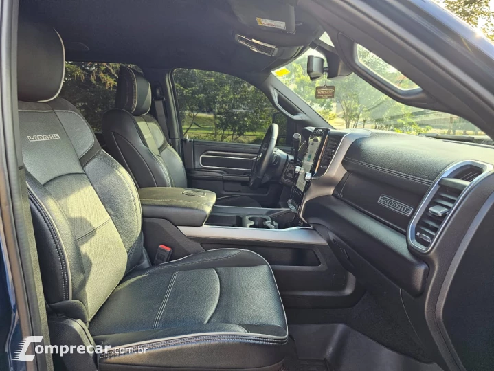 2500 6.7 I6 Turbo Laramie CD 4X4