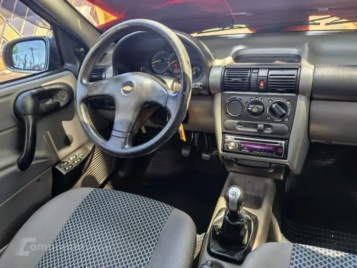 CLASSIC 1.0 MPFI LS 8V FLEX 4P MANUAL